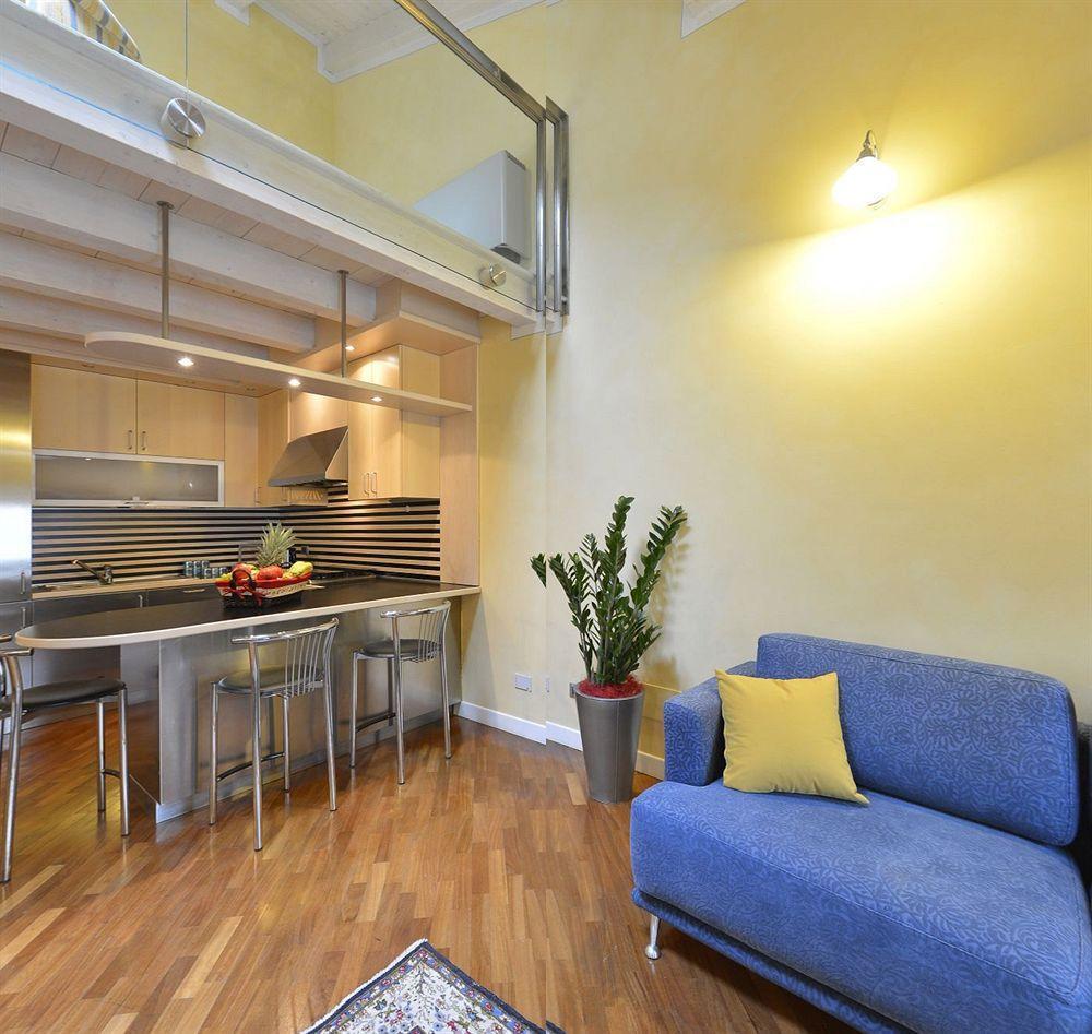 רוברטו Residence Del Messaggero מראה חיצוני תמונה