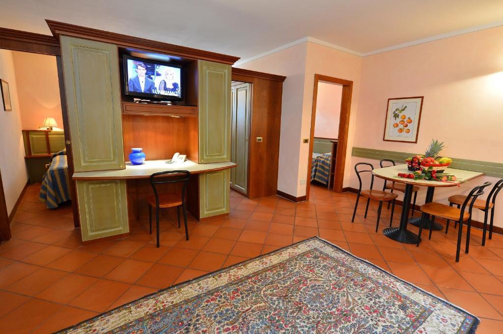 רוברטו Residence Del Messaggero חדר תמונה
