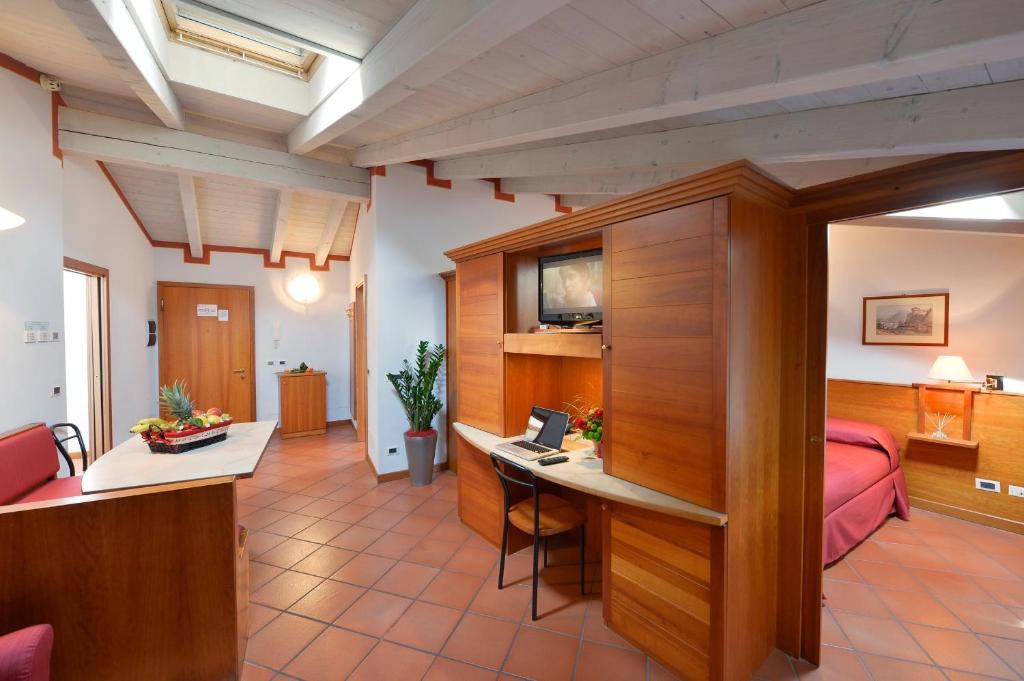 רוברטו Residence Del Messaggero חדר תמונה