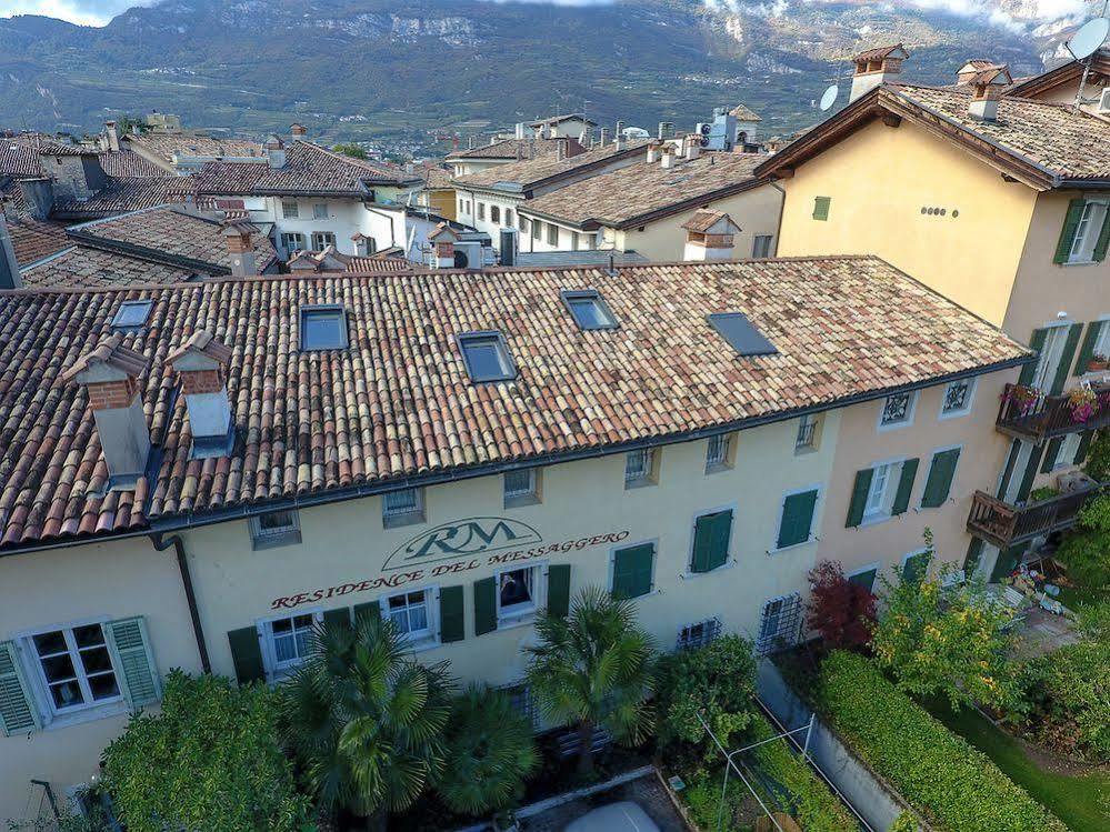 רוברטו Residence Del Messaggero מראה חיצוני תמונה