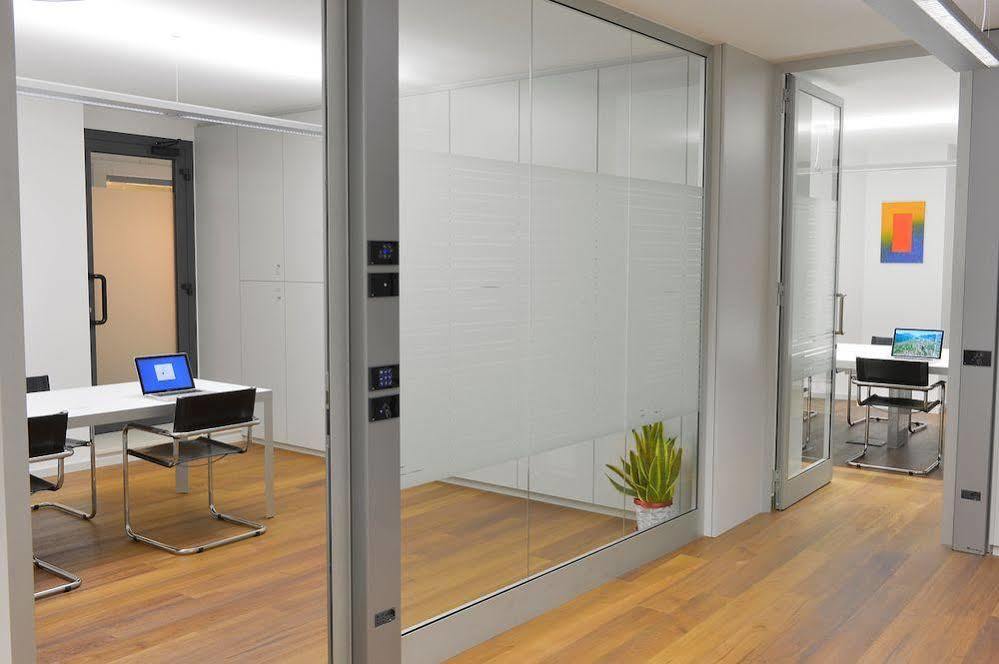 רוברטו Residence Del Messaggero מראה חיצוני תמונה